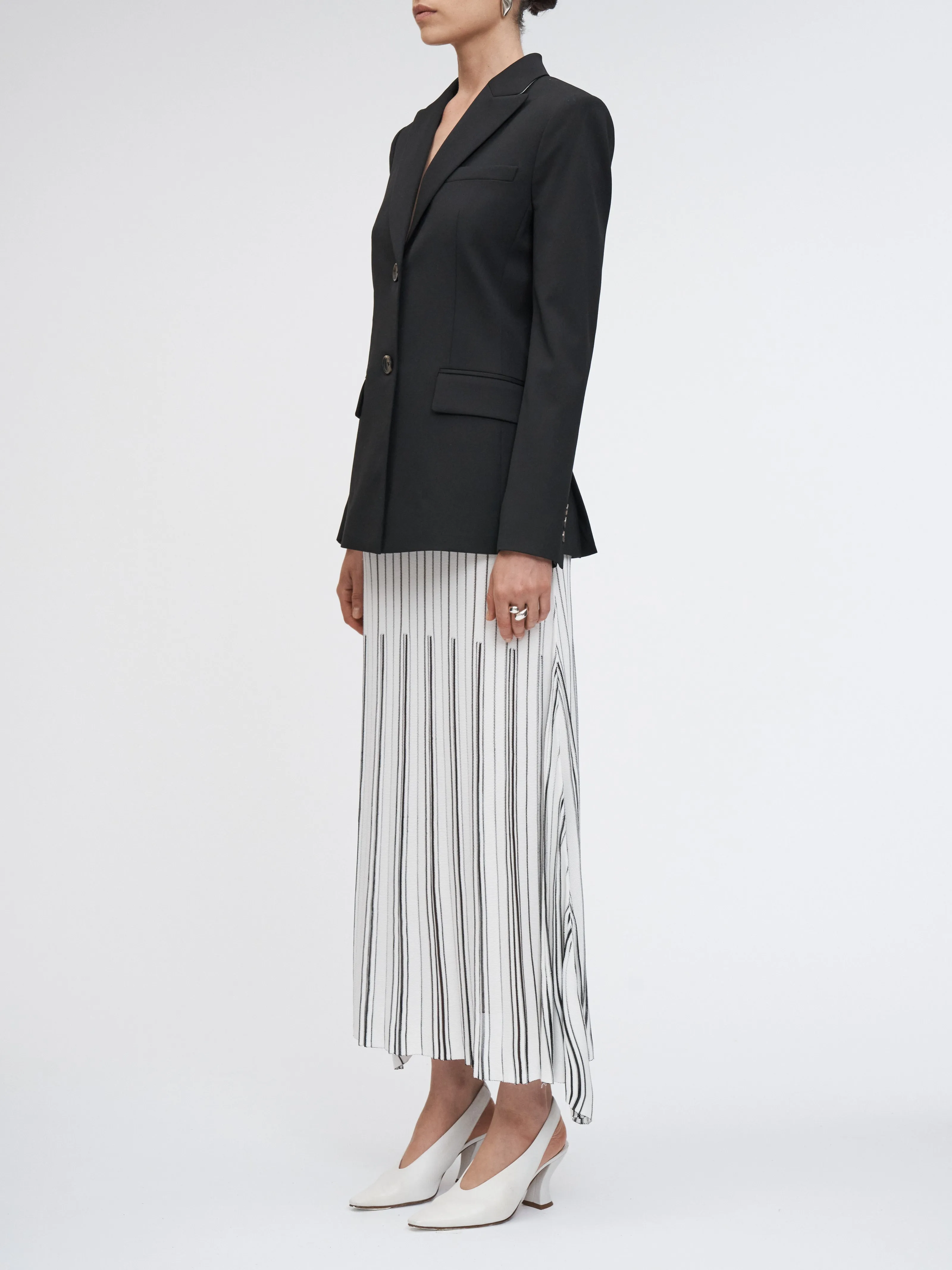 Single Breasted Blazer in Black