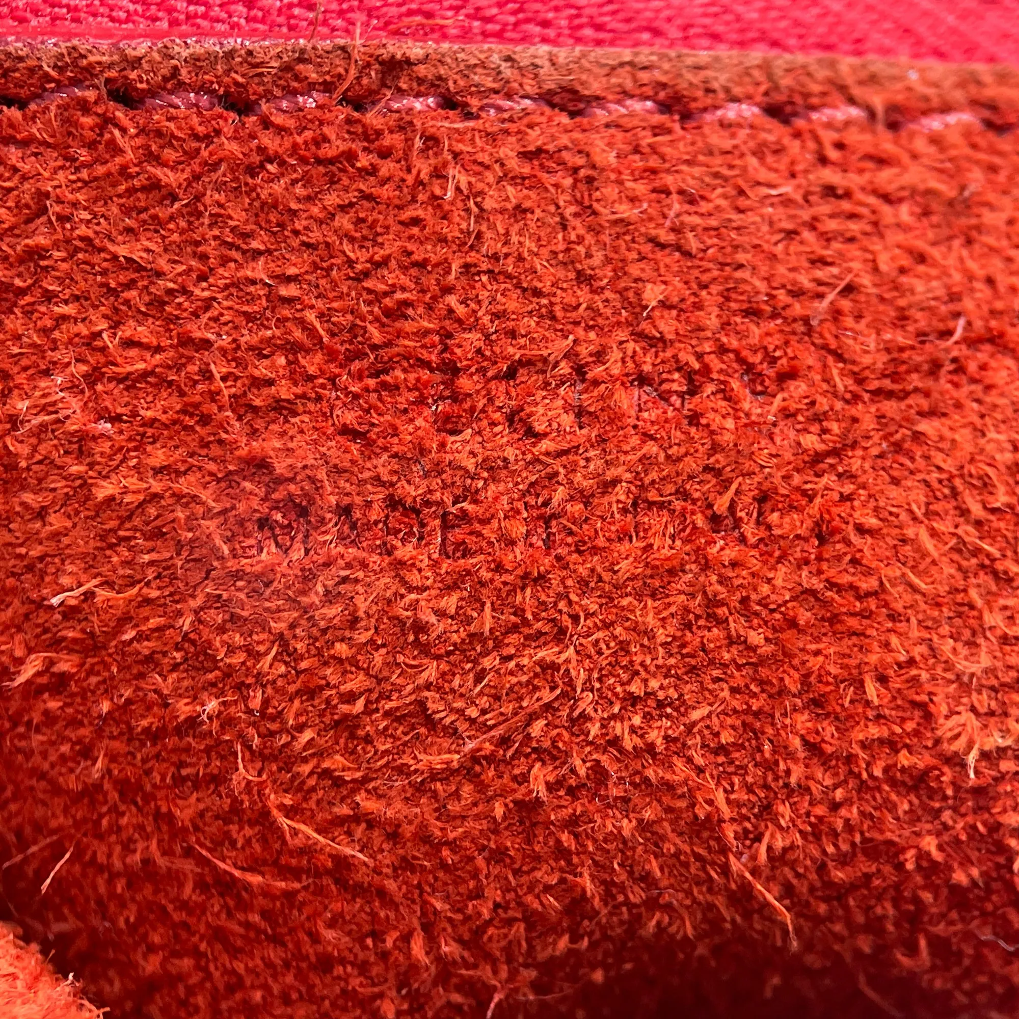 Small Leather Seau Sangle