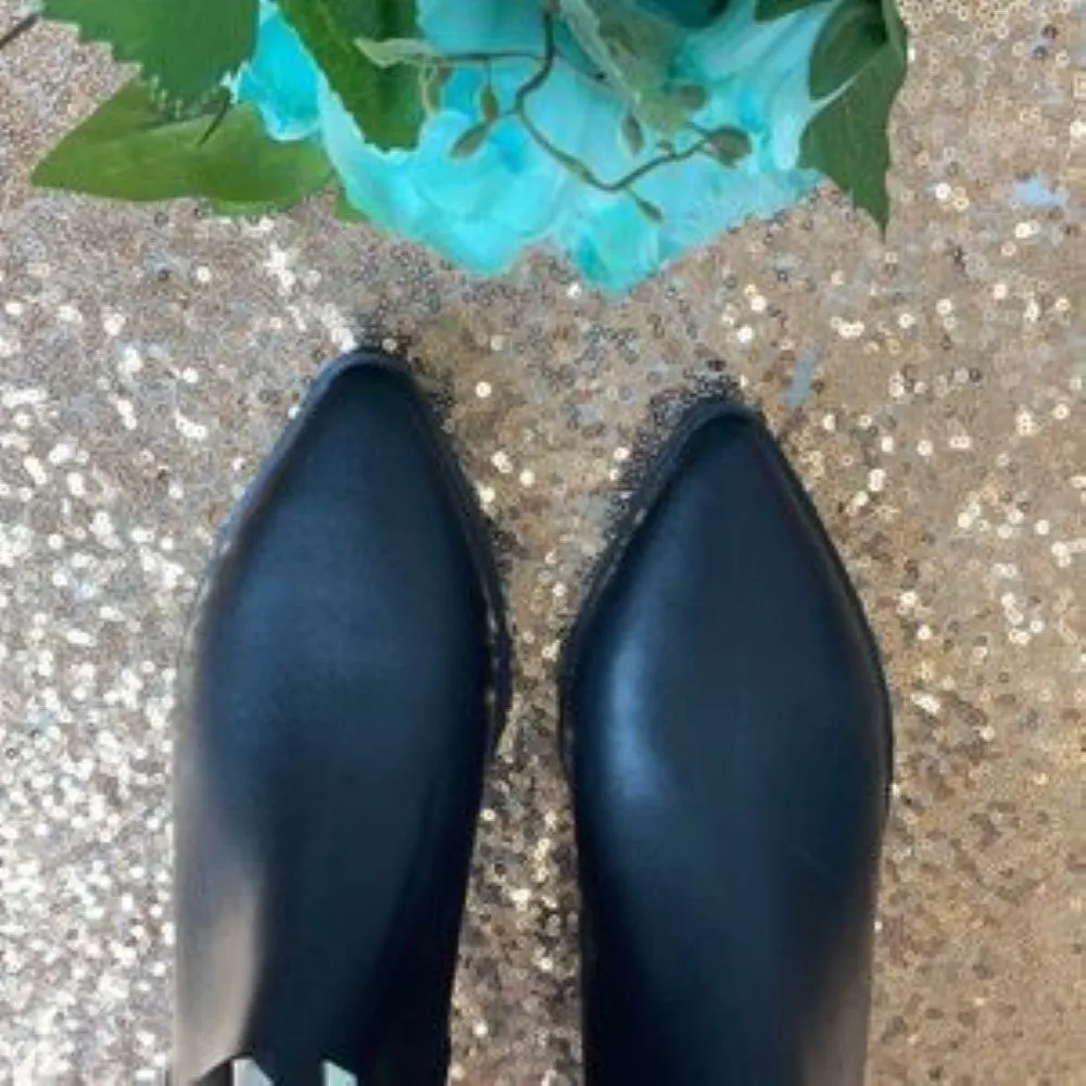 Steve Madden Black Leather Besto Studded Ankle Booties 5.5M
