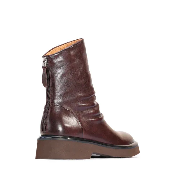 Theonie Boots