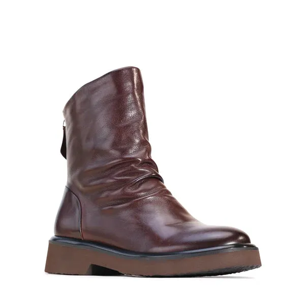 Theonie Boots