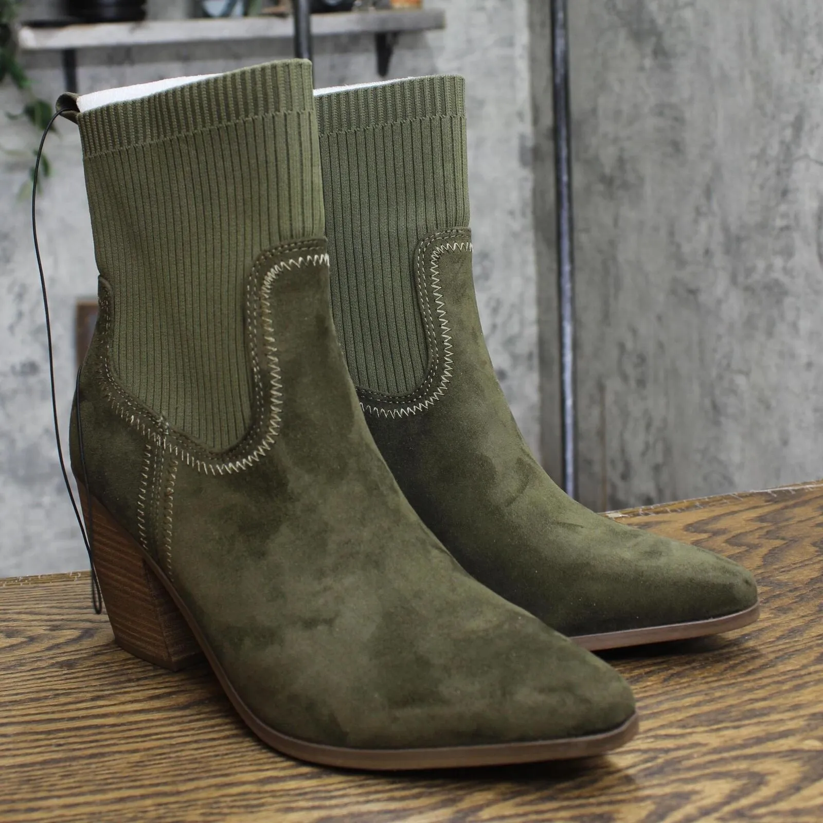 Universal Thread Womens Kinley Ankle Boots 88225814 Dark Olive Green 12
