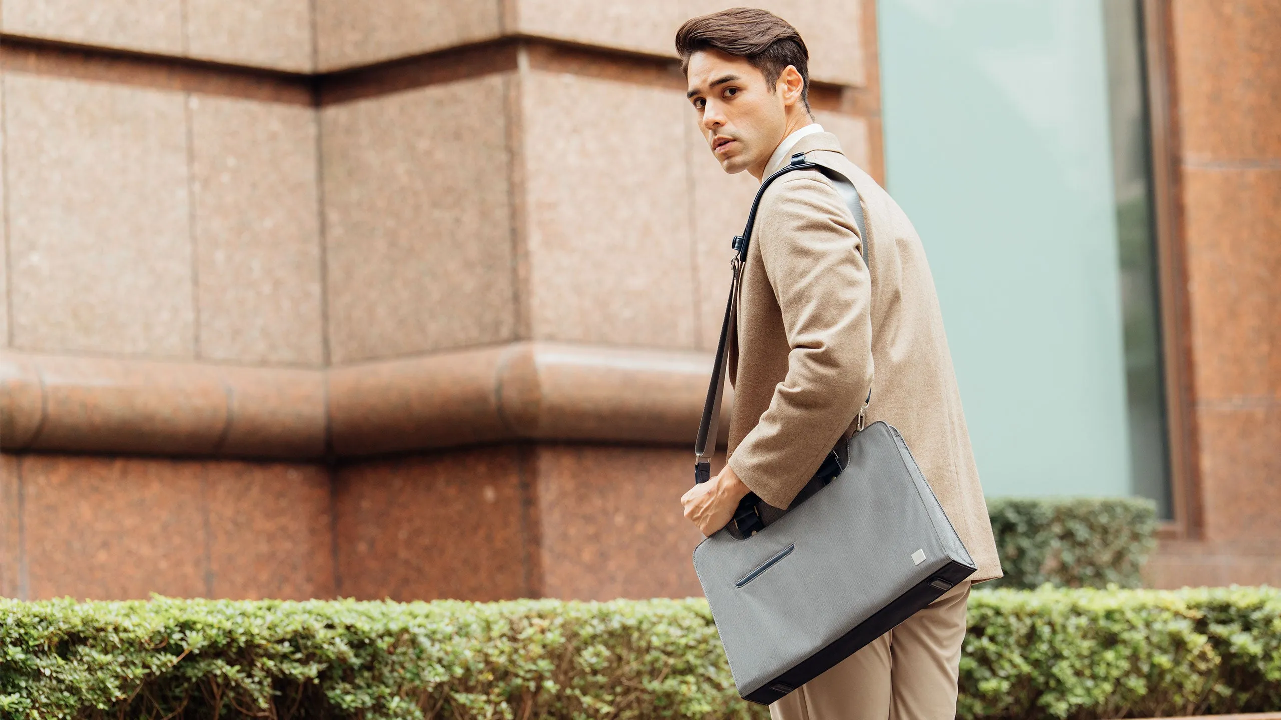 Urbana Navi Laptop Briefcase
