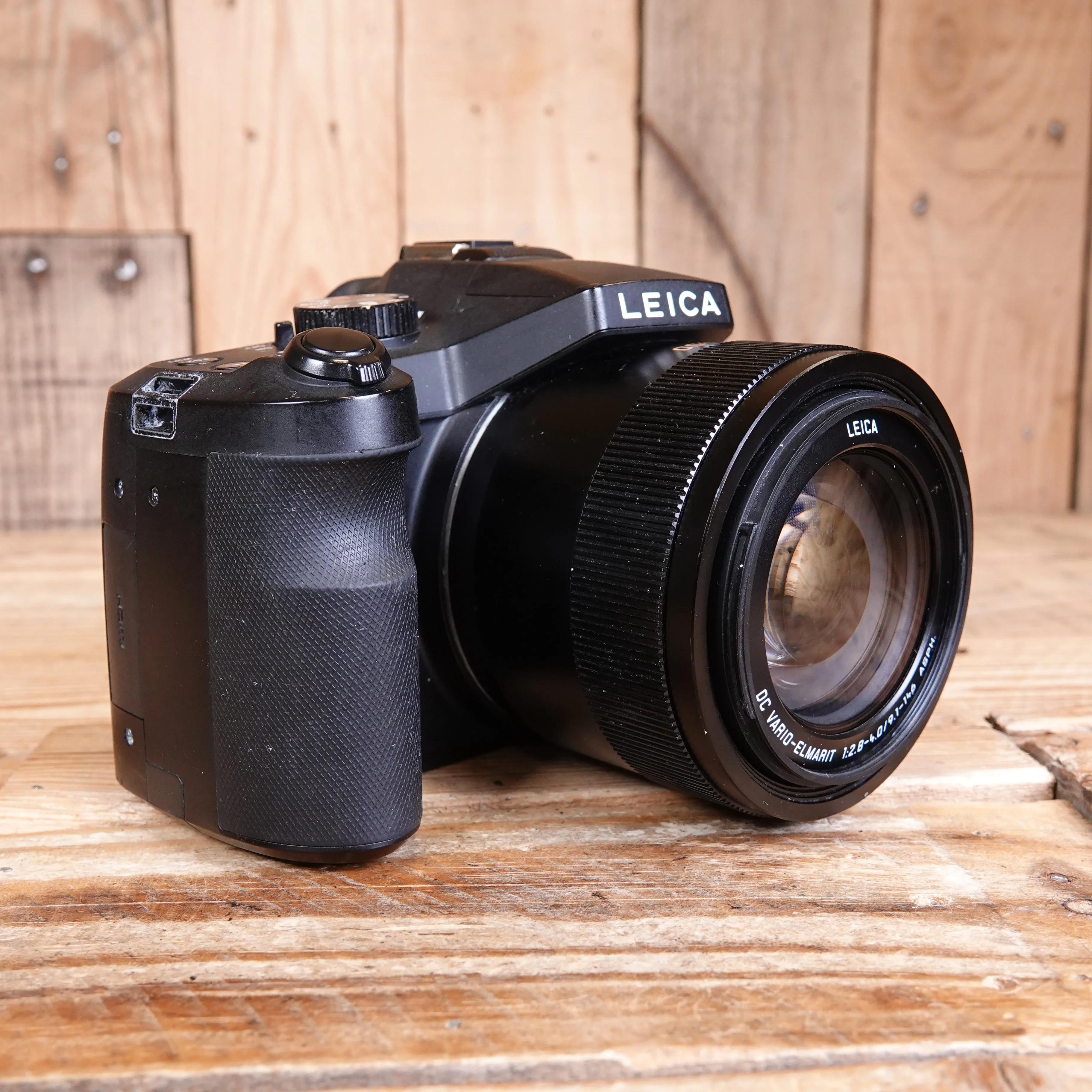 Used Leica V-LUX Typ 114 Digital Bridge Camera 18193
