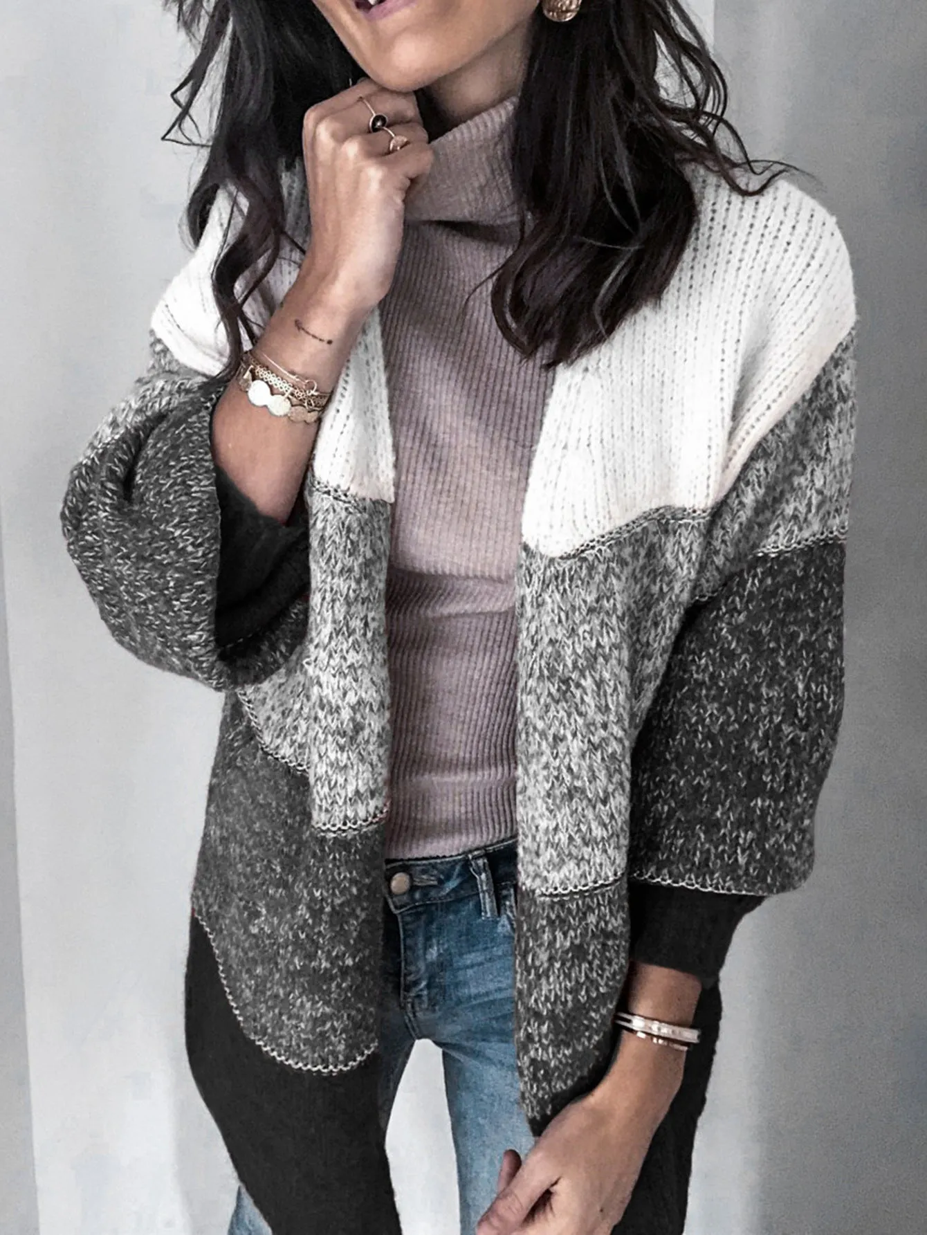 V-neck Contrast Knit Sweater Cardigans