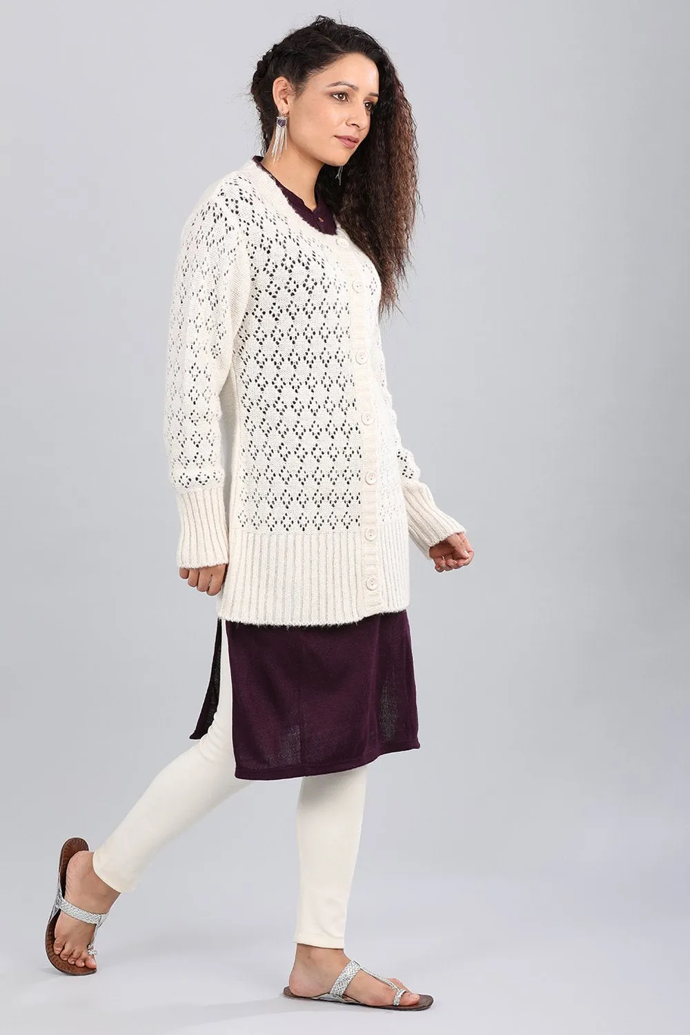 White Solid Round Neck Sweater
