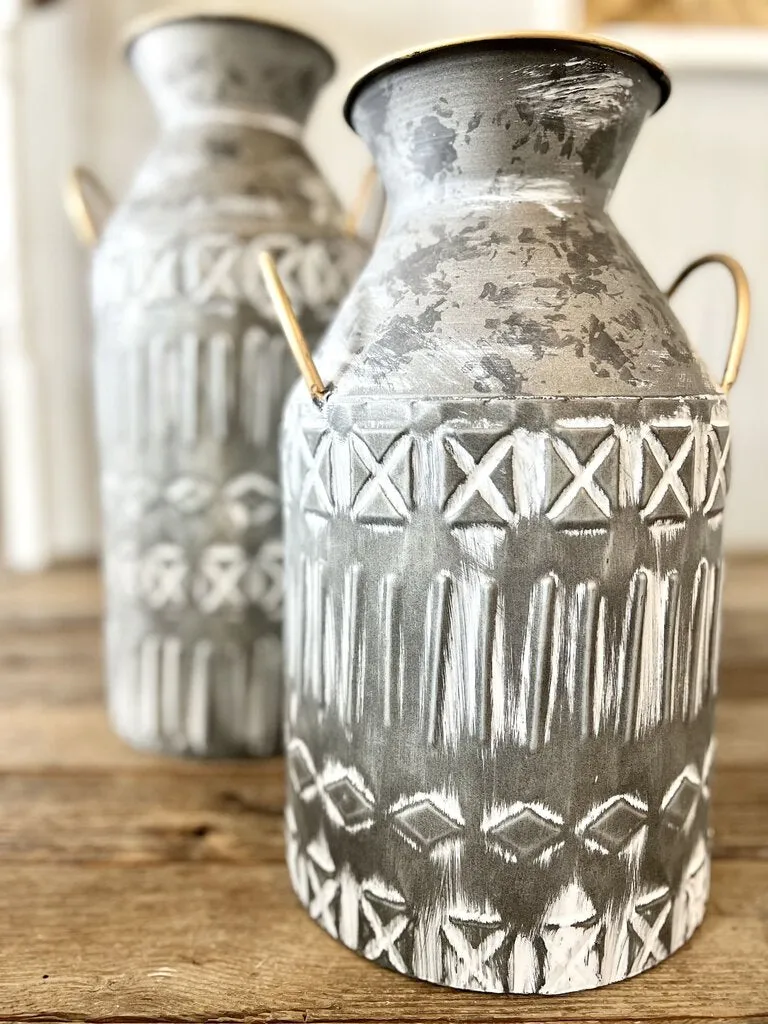 Whitewash Metal Bucket
