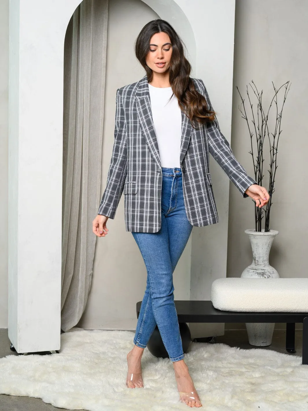 WOMEN'S LONG SLEEVE BUTTON CLOSURE PLAID BLAZER