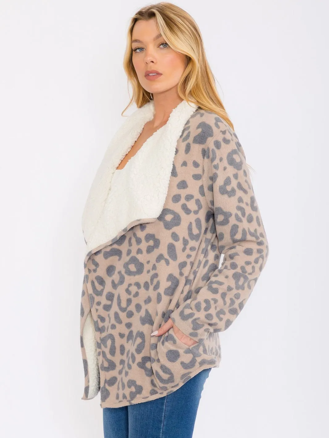 WOMEN'S LONG SLEEVES OPEN FRONT POCKETS ANIMAL PRINT SHERPA CARDIGAN