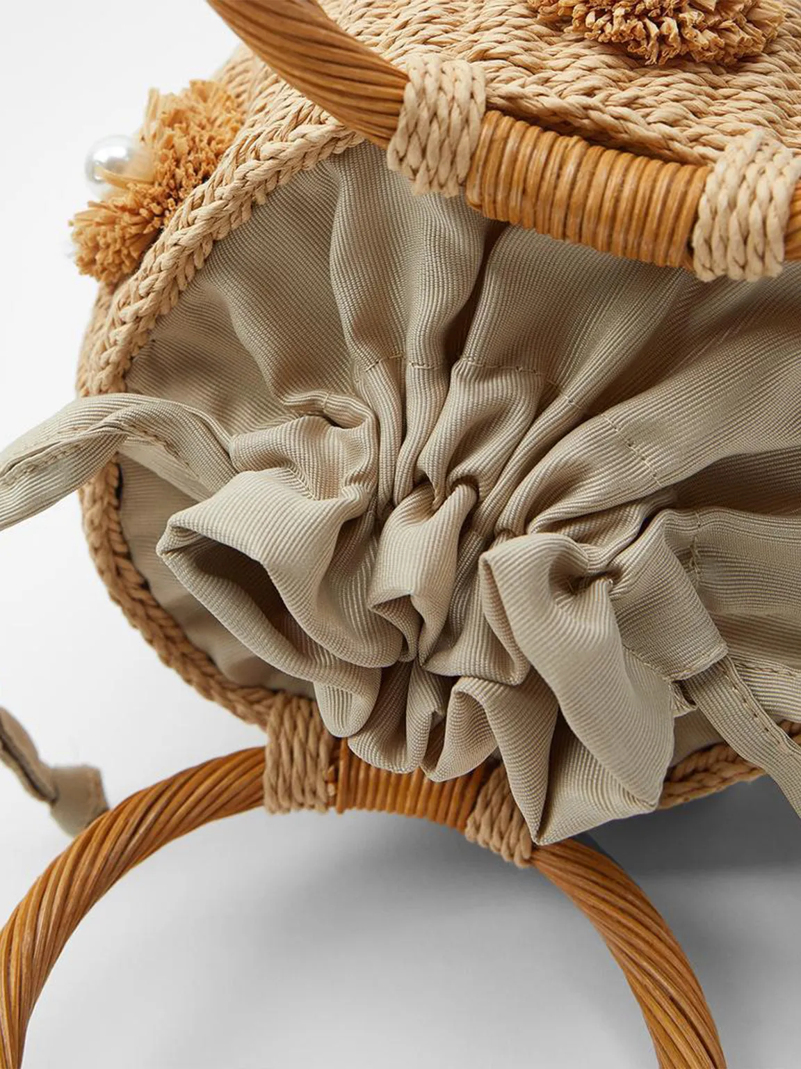 Women's Summer Straw Braided Basket Bag Open-top Petit Bucket Handbag Round Handle Pearls Embellishment